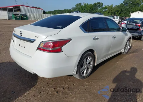 2015 Nissan Altima 2.5 Sv из США, поврежденный, VIN 1N4AL3AP2FC256954